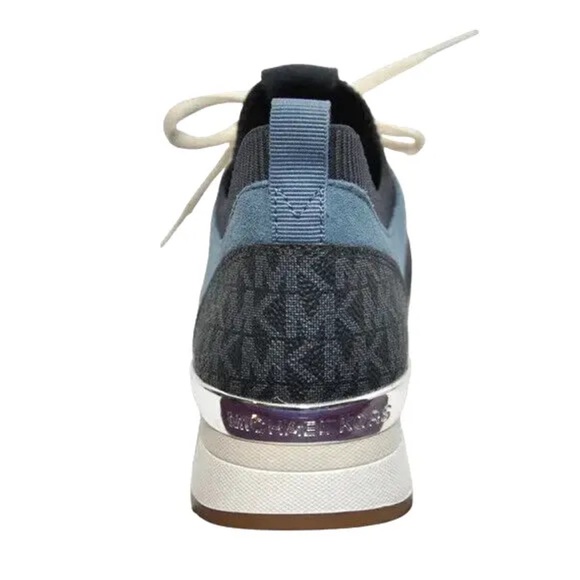 New Michael Kors Jenkins Stretch Knit Trainer Sneakers Navy Sizes 7 and 7.5 - Picture 4 of 7